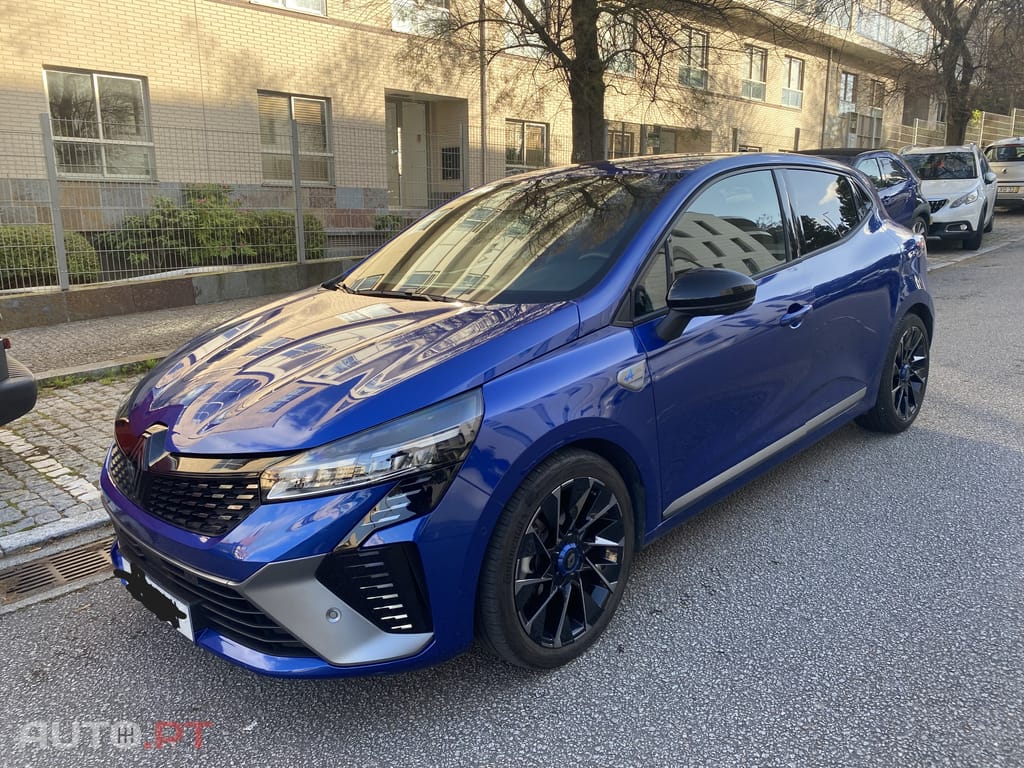 Renault Clio Esprit Alpine Full Hybrid E-Tech