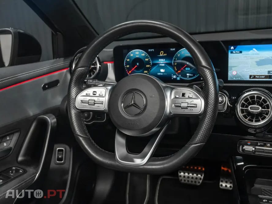 Mercedes-Benz A 250 e 8G-DCT AMG Line