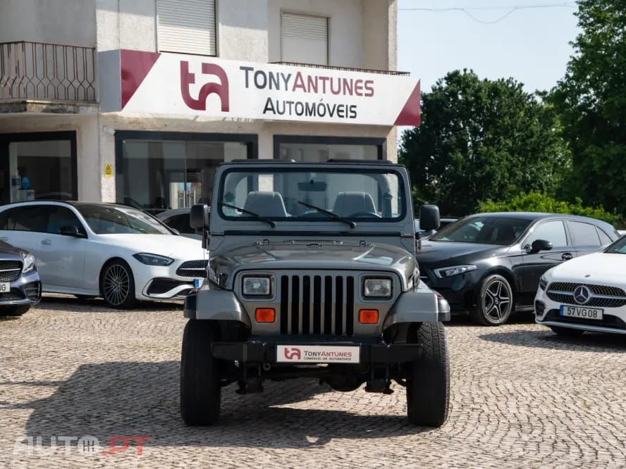 Jeep Wrangler 2.5 Sport Soft Top