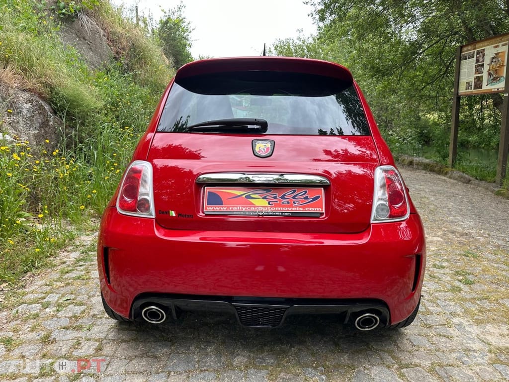 Abarth 500 1.4 T-Jet Competizione