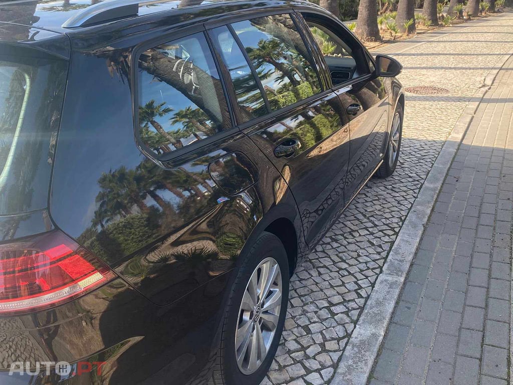 Volkswagen Golf Variant VII 1.6 CONFTLINE