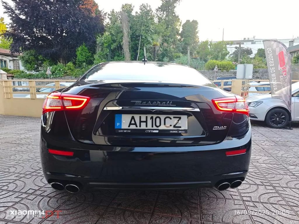 Maserati Ghibli 3.0 V6 GranLusso