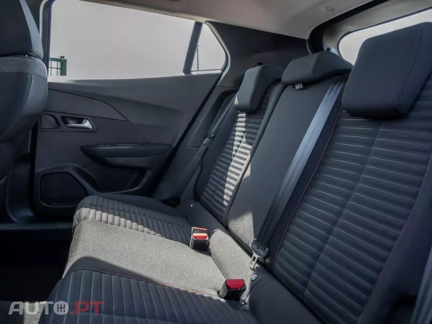 Peugeot 2008 1.5 BlueHDi Active