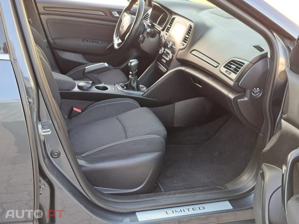 Renault Mégane Sport Tourer 1.5 Blue dCi Limited