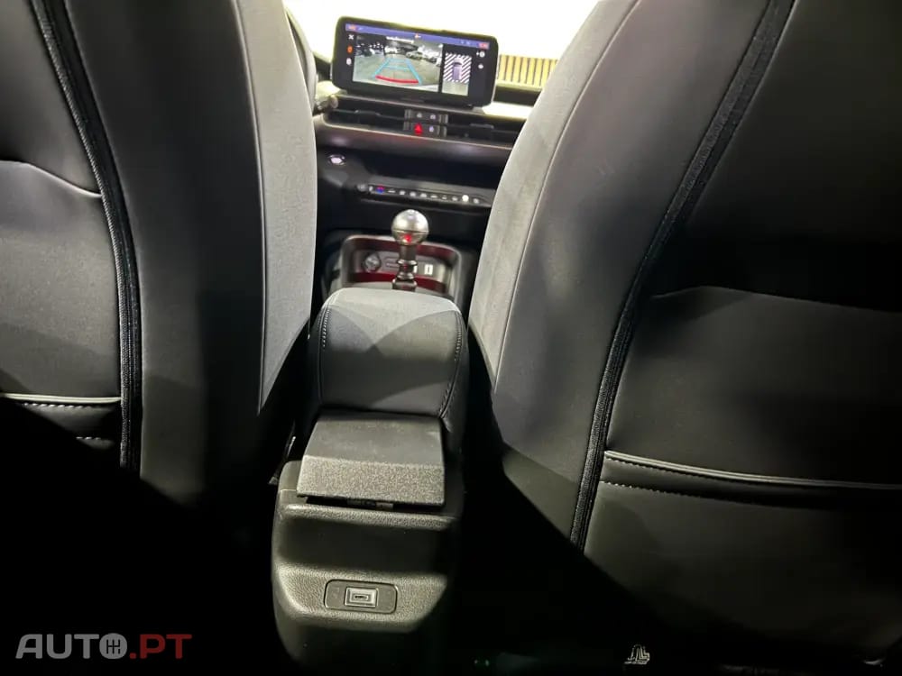 Jeep Avenger 1.2 GSE T3 Summit