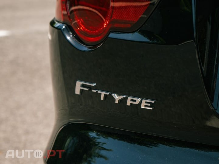 Jaguar F-Type 2.0 i4 R-Dynamic