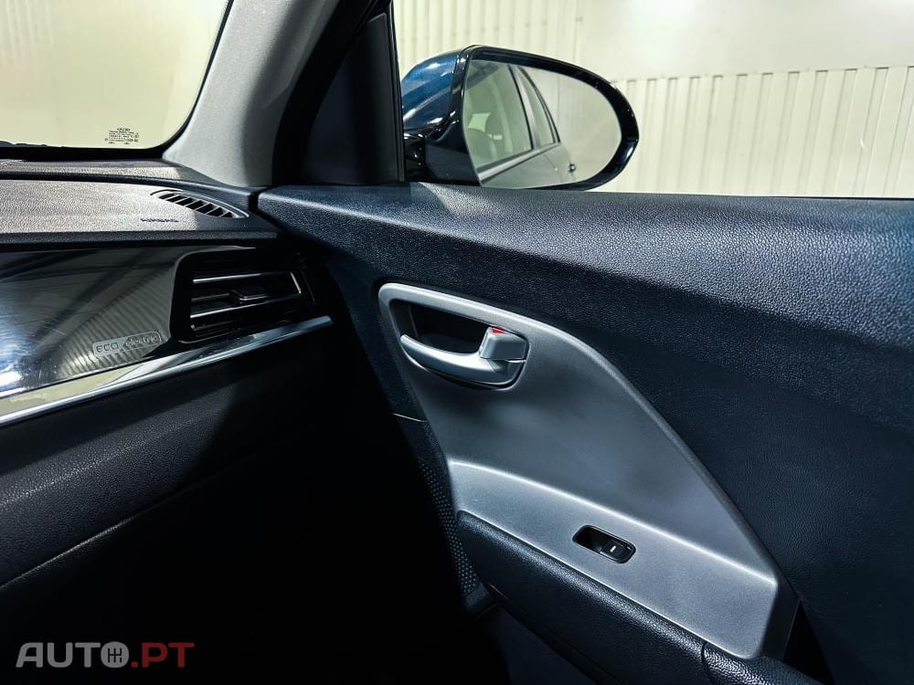 Kia Niro 64kWh Premium Pack