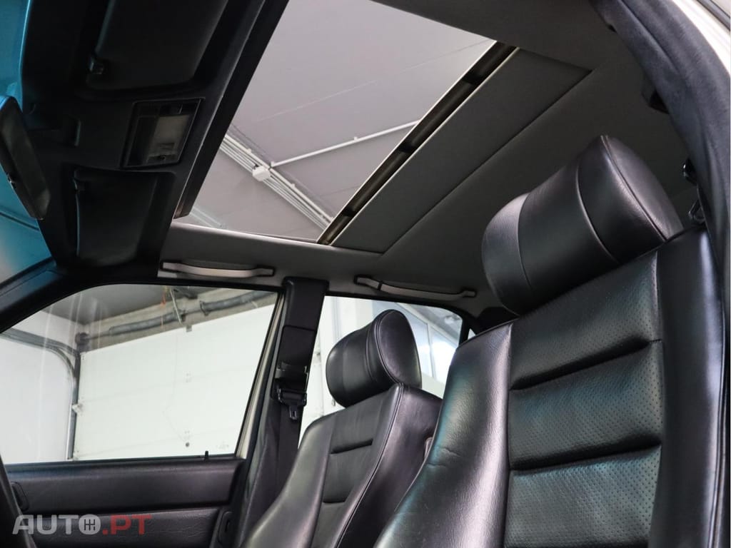 Mercedes-Benz 190 E 2.5 16