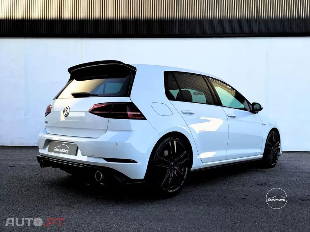 Volkswagen Golf 2.0 TSI GTI Performance