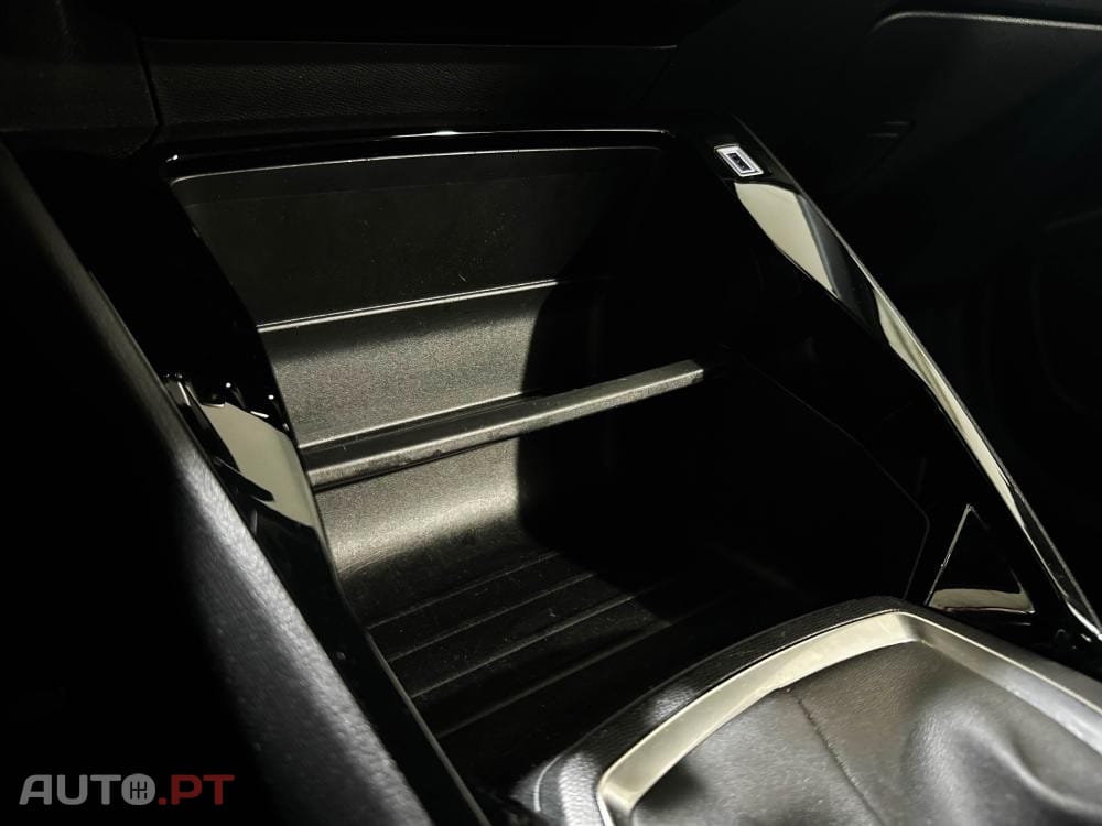 Peugeot 2008 1.2 PureTech Allure Pack