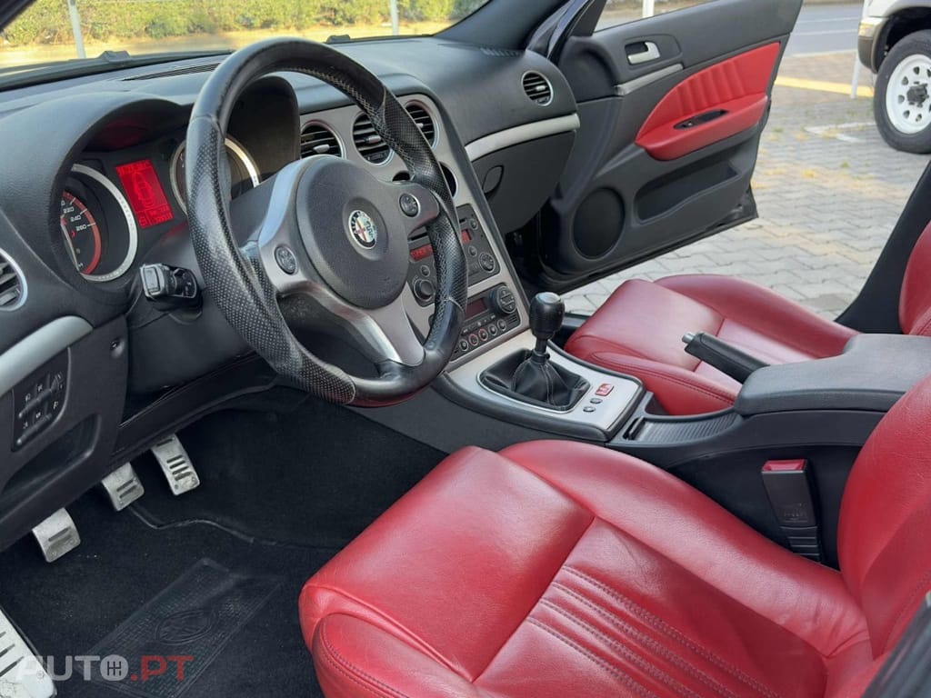 Alfa Romeo 159 1.9 JTDm 16V Sportiva