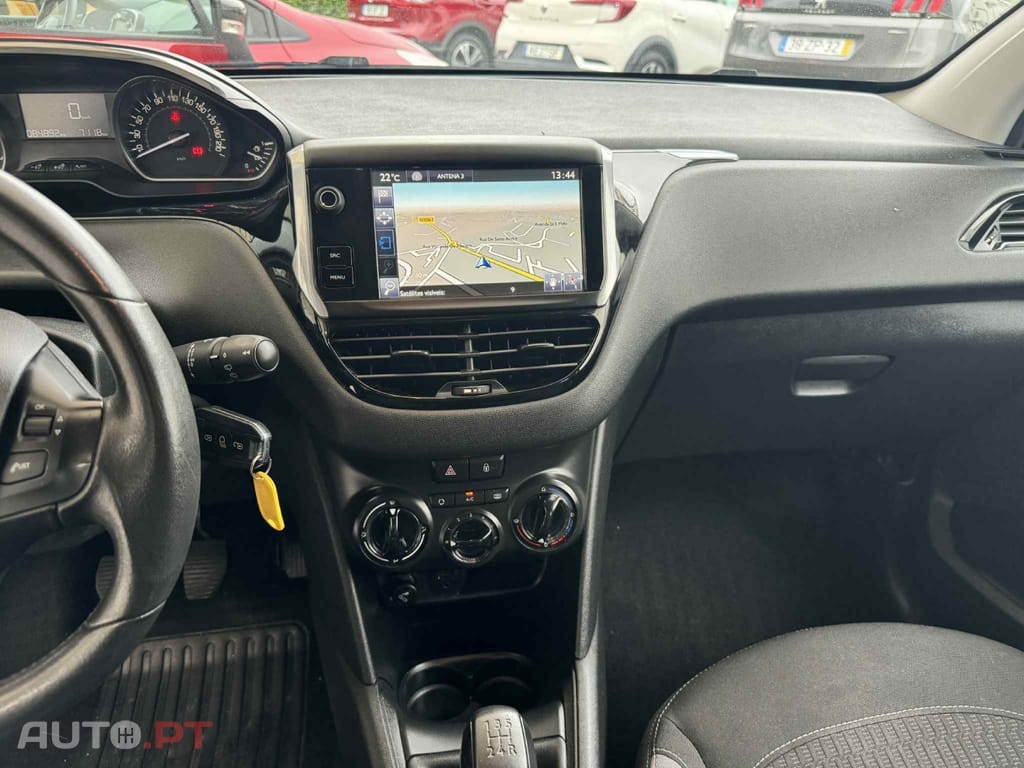 Peugeot 208 1.2 PureTech Style