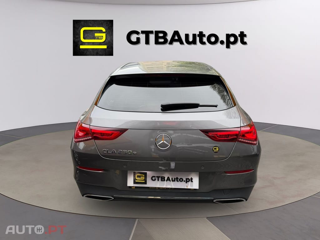 Mercedes-Benz CLA 250 e Progressive