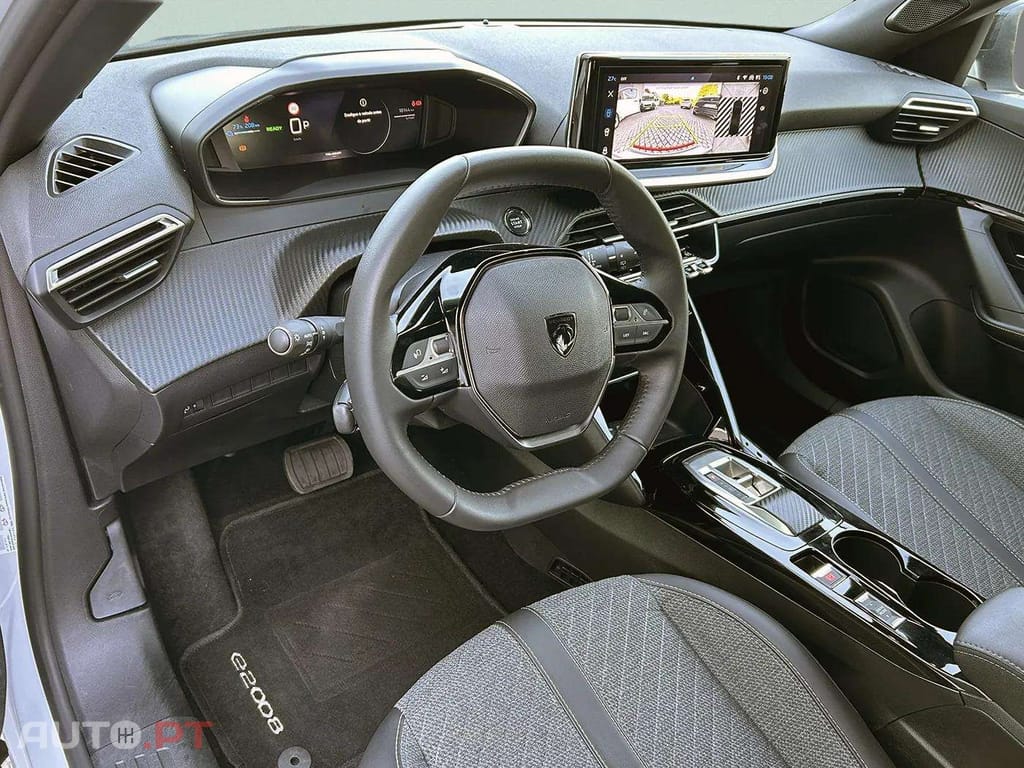 Peugeot E-2008 50 kWh Allure Pack
