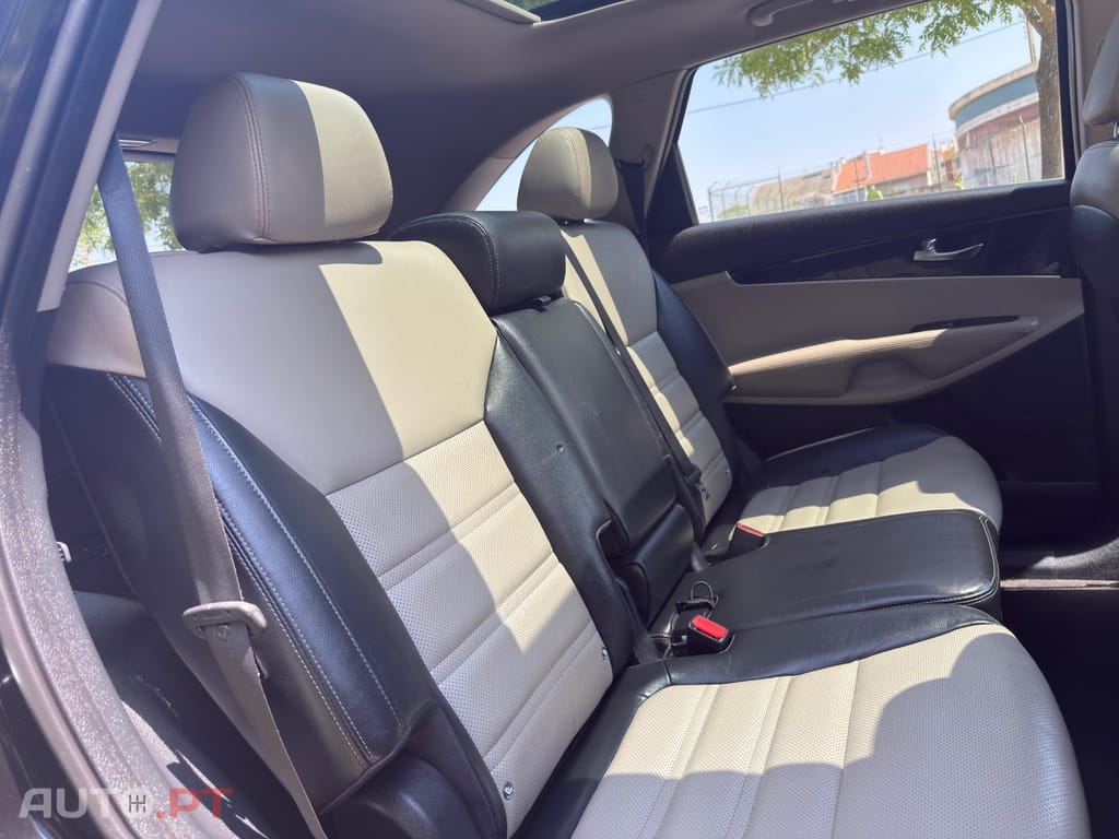 Kia Sorento 2.2 CRDi TX Premium Aut.