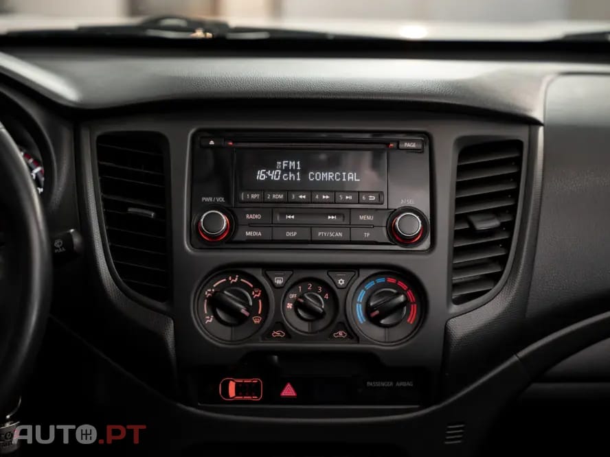 Mitsubishi L200 2.3 DI-D CD Invite 4WD