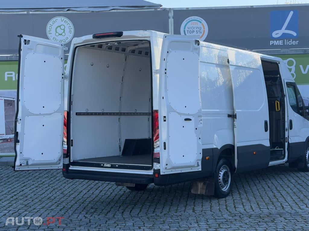 Iveco Daily 3.0 - 180 CV  L 4 H 2