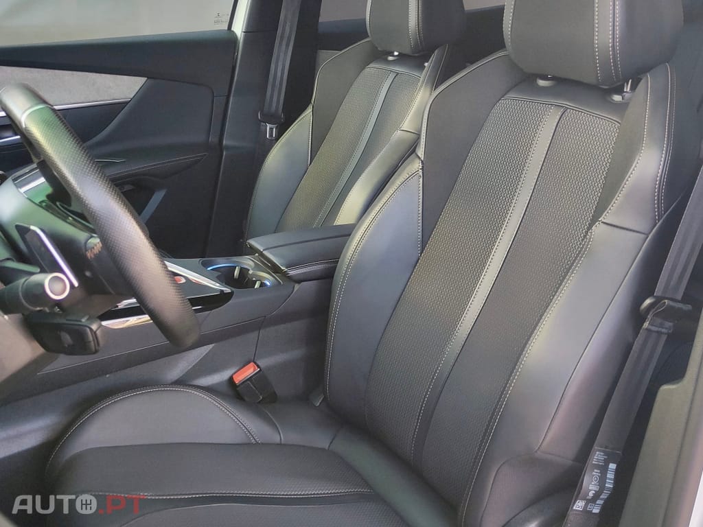 Peugeot 3008 1.5 BlueHDi GT EAT8