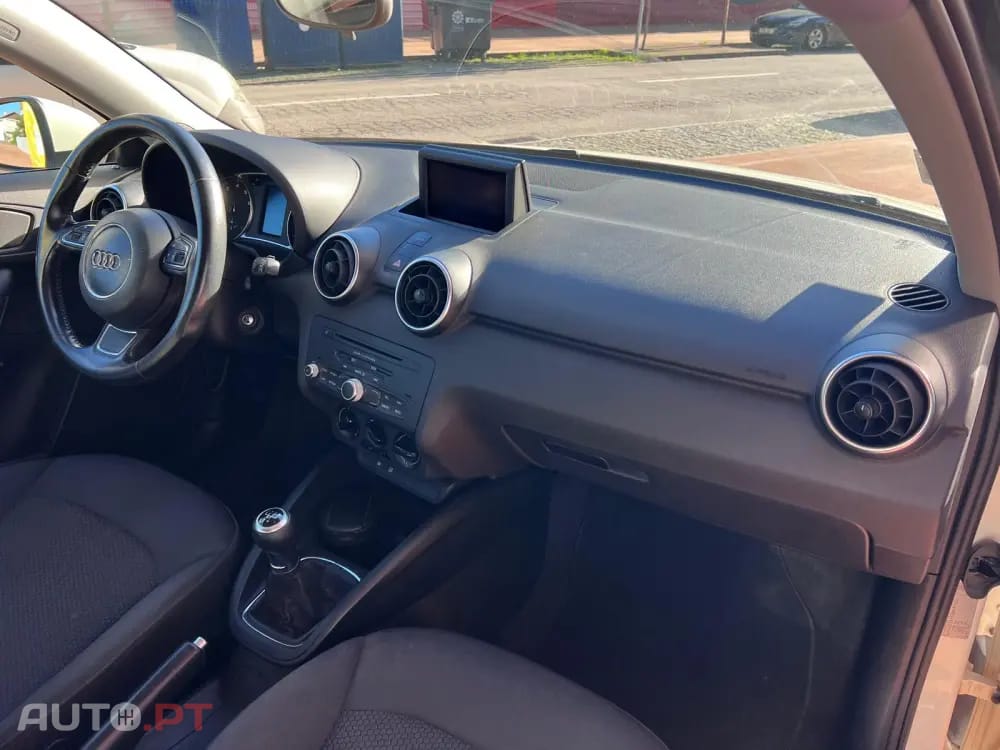 Audi A1 1.2 TFSI Attraction