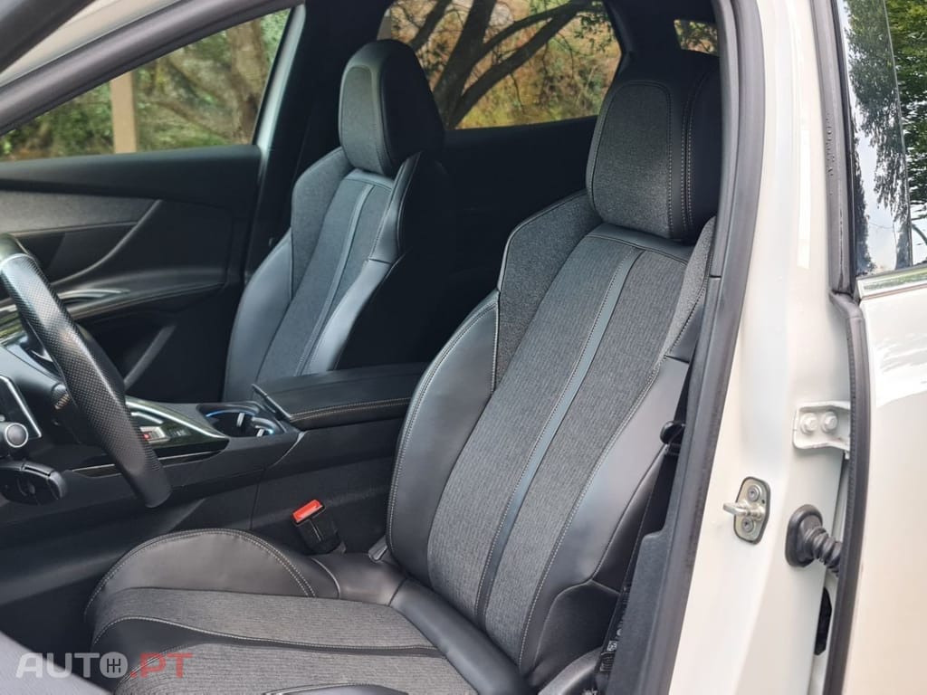 Peugeot 3008 1.5 BlueHDi GT Line EAT8