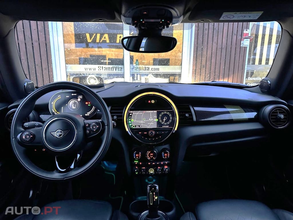MINI Cooper Cooper SE