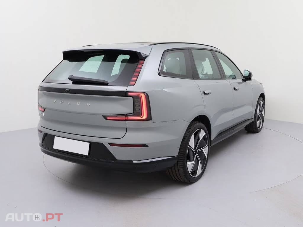 Volvo EX90 111 kWh Twin Motor Performance Ultra