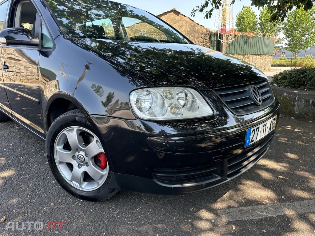 Volkswagen Touran 1.9 TDi Highline EC 7L