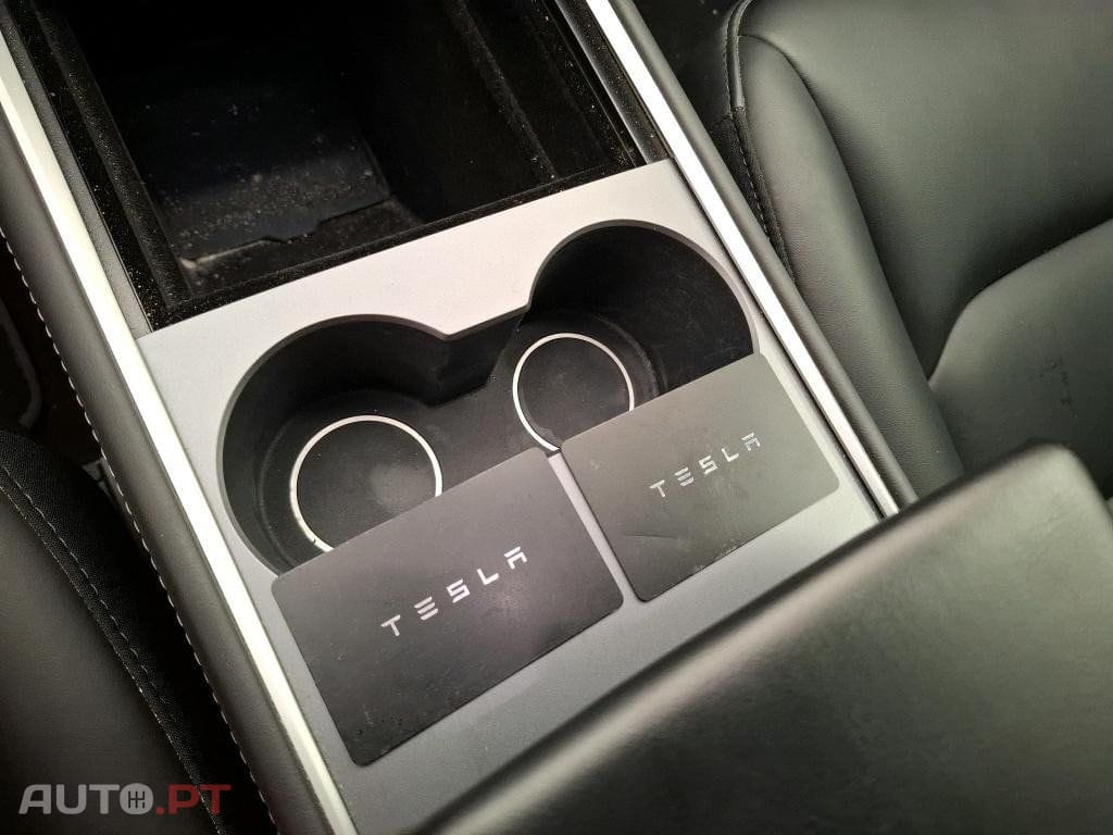 Tesla Model 3 Standard Range Plus RWD