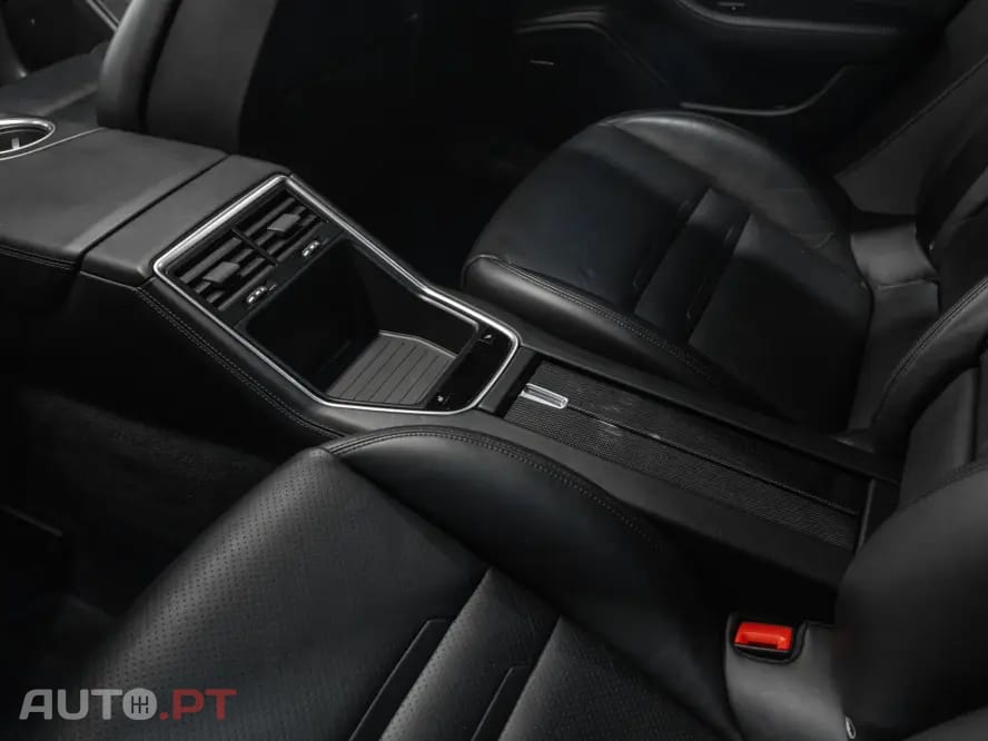 Porsche Panamera S PDK