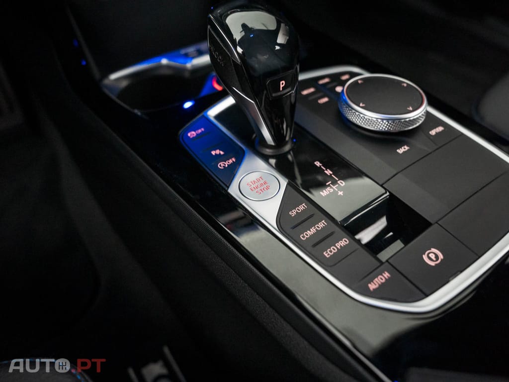 BMW 216 d Pack Desportivo M