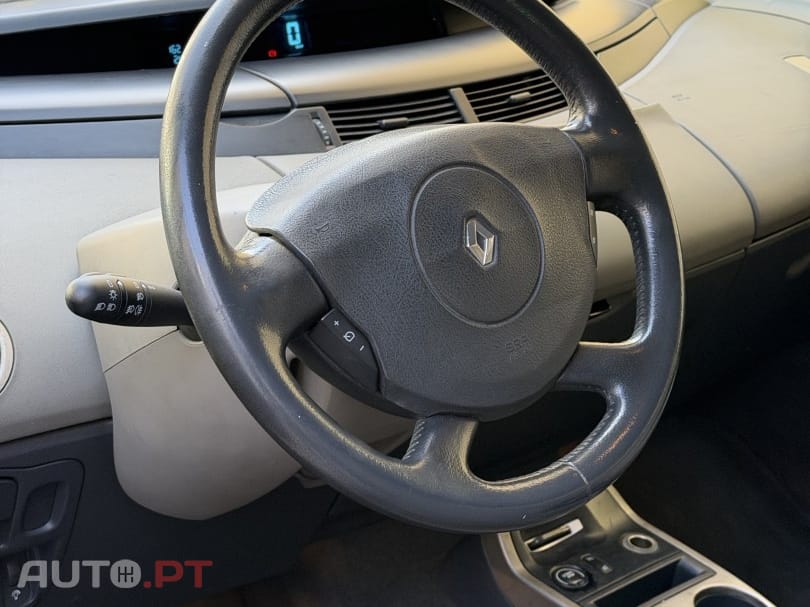 Renault Grand Espace 2.2 dCi Initiale 7L
