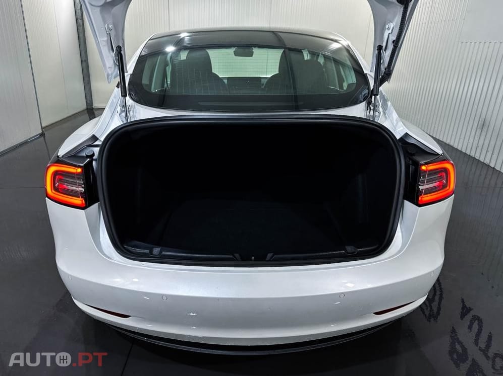 Tesla Model 3 Long-Range Dual Motor AWD