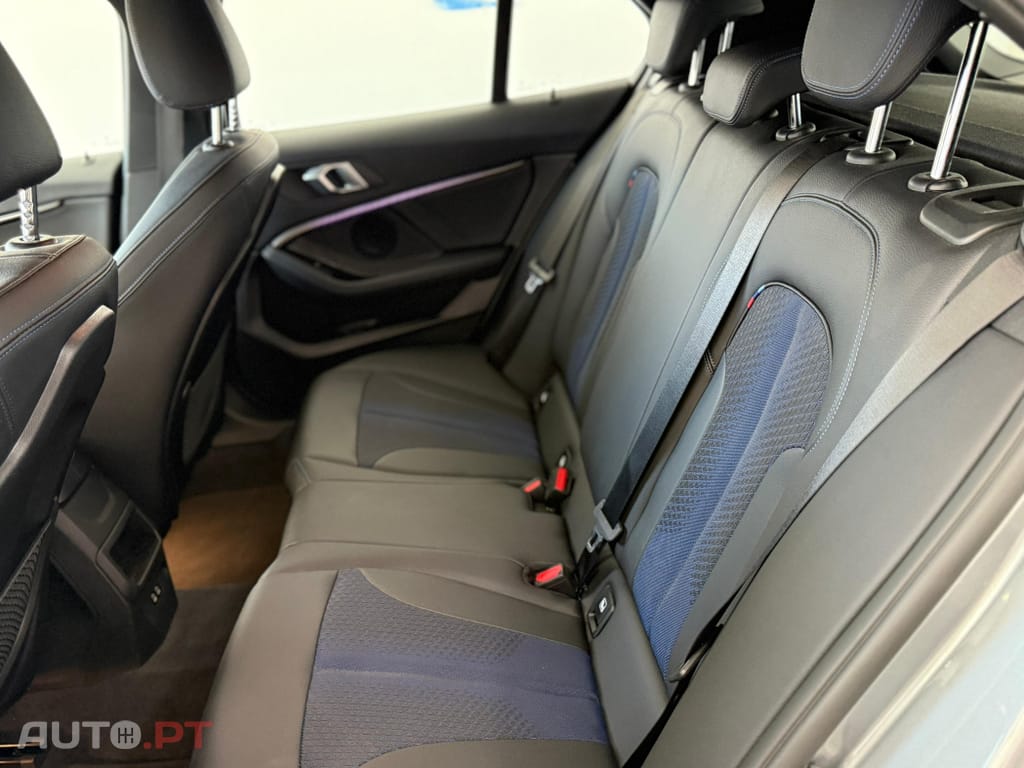 BMW 116 d Pack Desportivo M