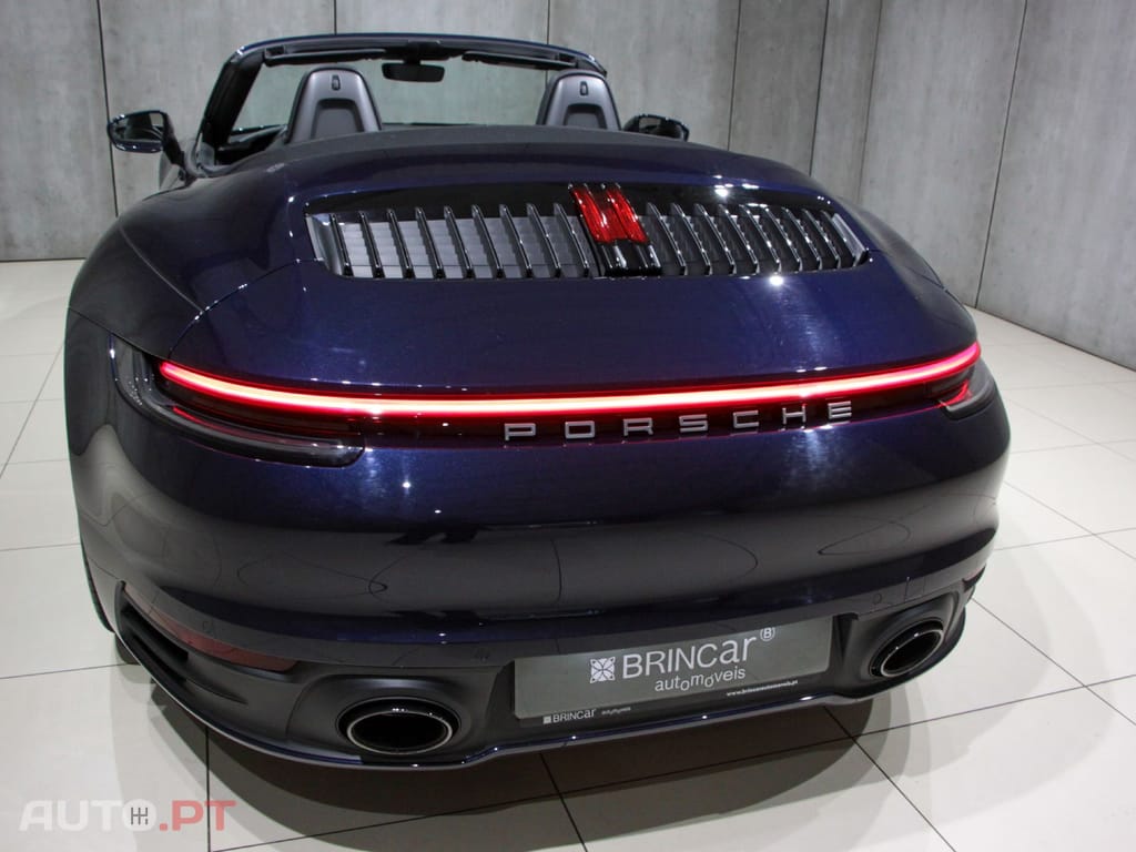 Porsche 992 Carrera Cabriolet PDK