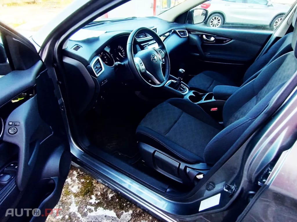 Nissan Qashqai 1.5 dCi Acenta Connect