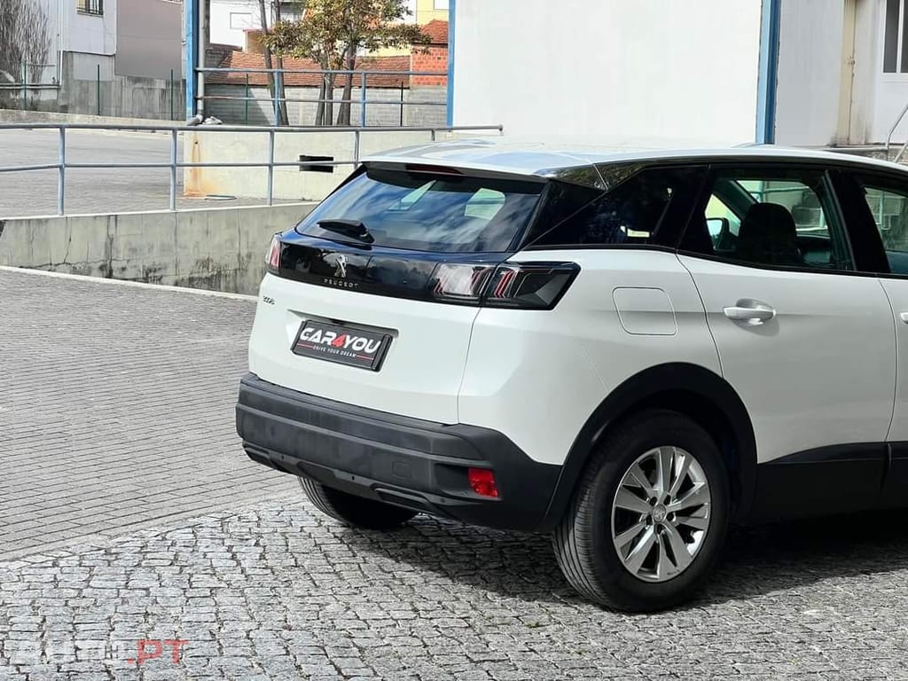 Peugeot 3008 1.5 BlueHDi Allure EAT8