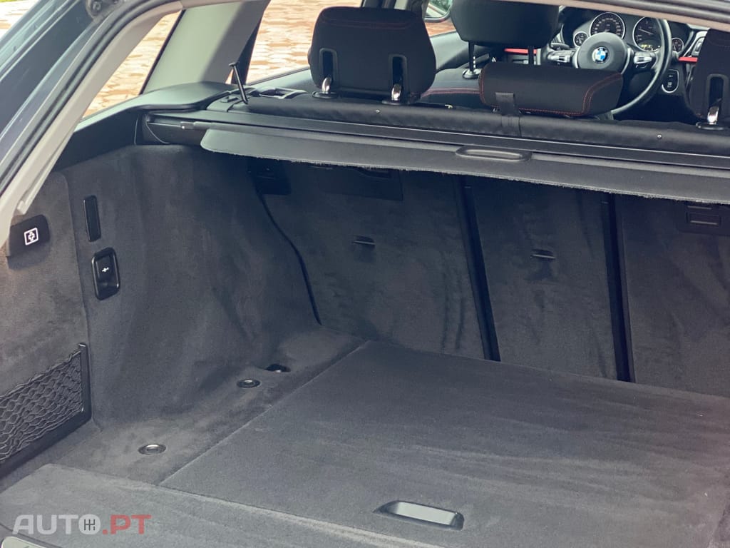 BMW 320 d Touring Sport-Aut. Blue Performance Modern Line