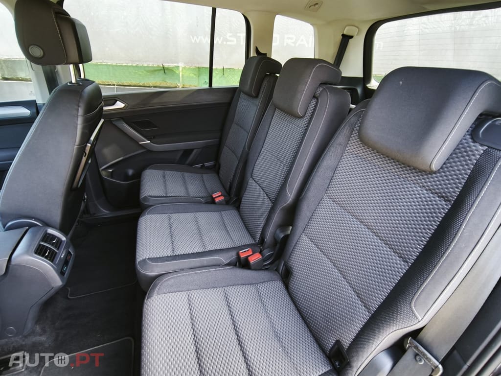 Volkswagen Touran 1.6 TDI Confortline DSG