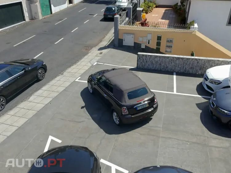 MINI Cabrio Cooper D