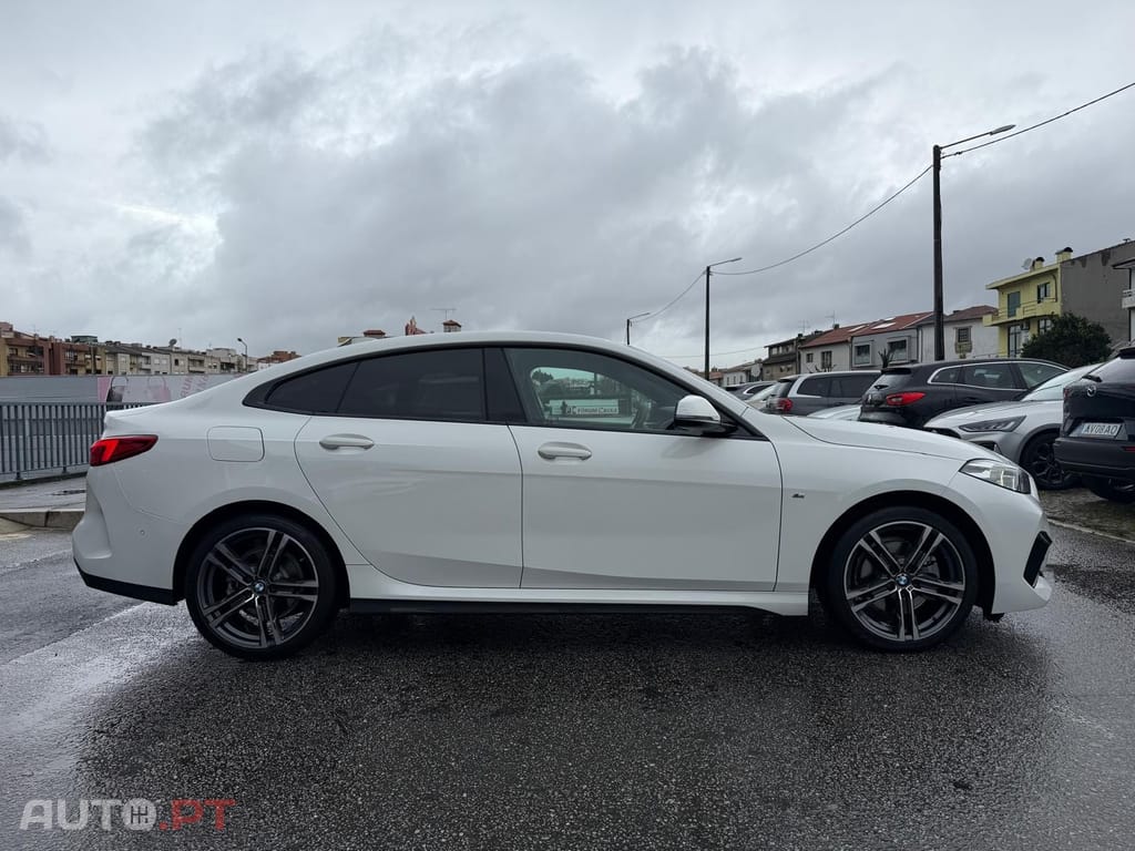 BMW 216 d Pack Desportivo M
