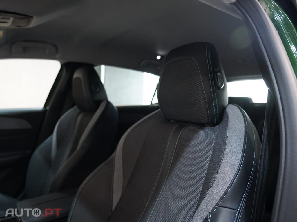 Peugeot E-308 54 kWh Allure