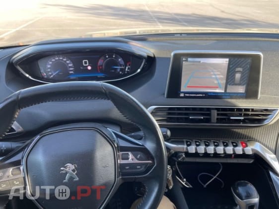 Peugeot 3008 1.5 bluehdi Style