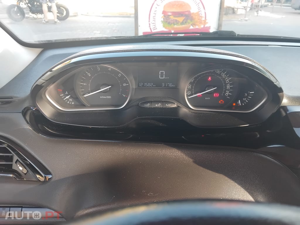 Peugeot 208 1.2 PureTech