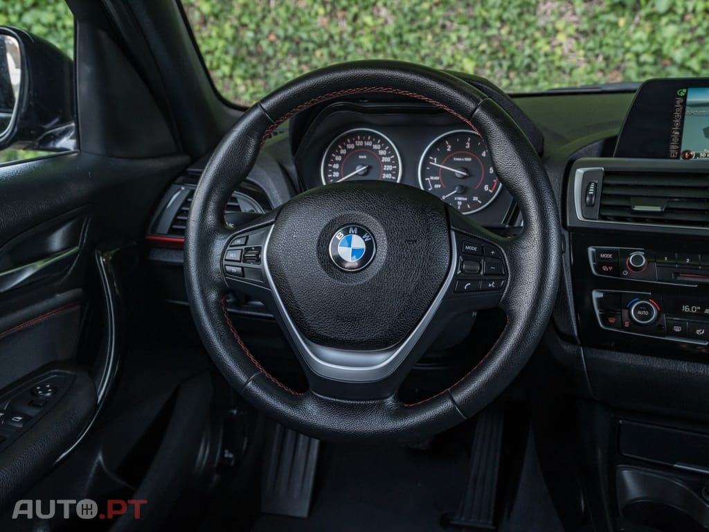 BMW 118 d Line Sport Shadow Auto