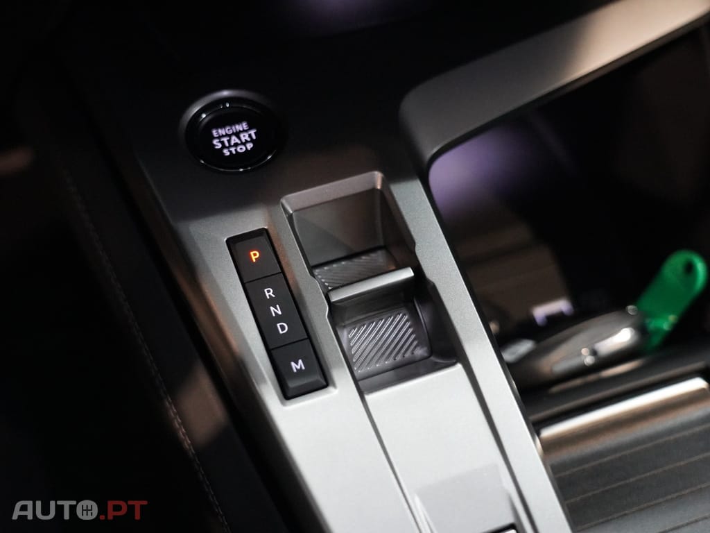 Peugeot 408 1.2 PureTech Allure EAT8