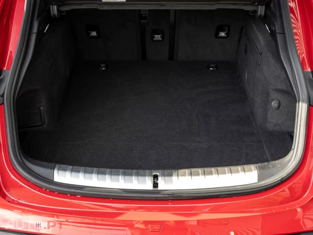 Porsche Taycan Turbo I.V.A DEDUTIVEL