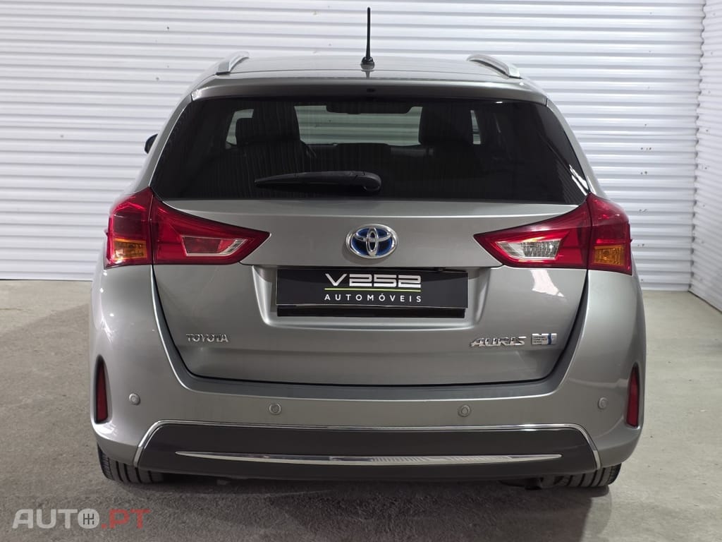 Toyota Auris 1.8 HSD Exclusive +TSS+Navi