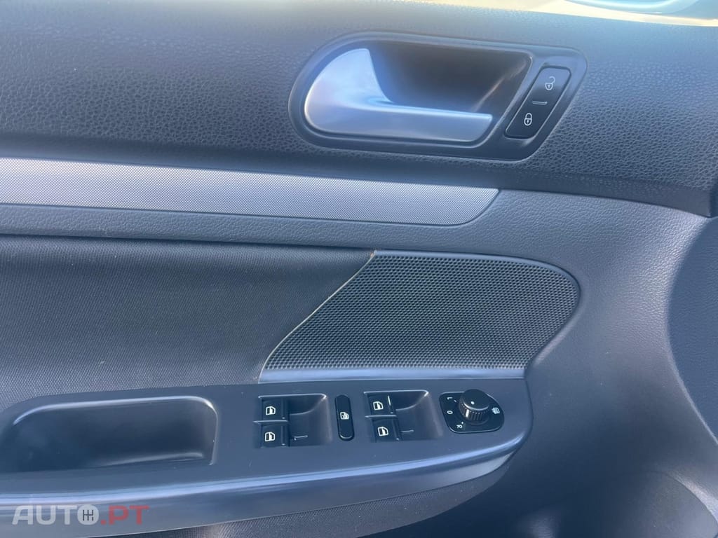 Volkswagen Jetta 1.9 TDi Confortline