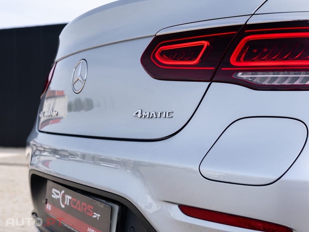 Mercedes-Benz GLC 300 de Coupe 4Matic 9G-TRONIC AMG Line