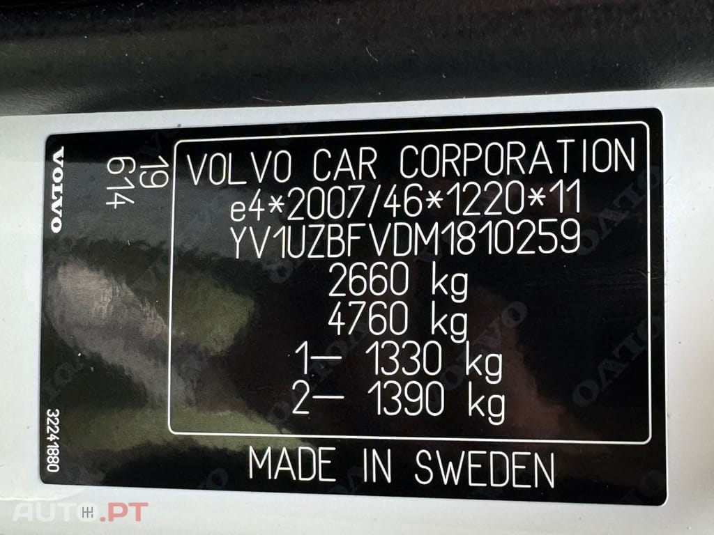 Volvo XC60 2.0 T6 PHEV R-Design AWD